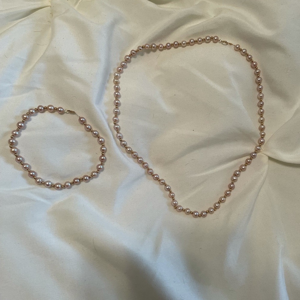 Pearl and 14 k necklace